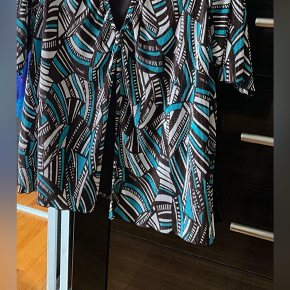 Top - Picture 1 of 4